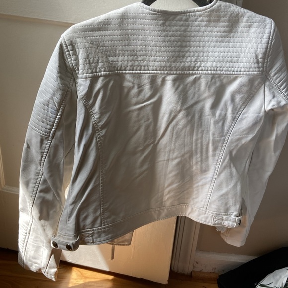 Faux leather jacket - Picture 4 of 4